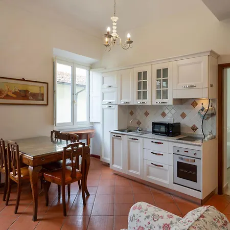 Giglio & Viola Borgia Apartment Florence Exterior photo