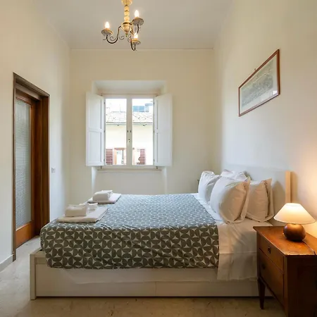 Giglio & Viola Borgia Apartment Florence Exterior photo